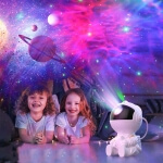 LED projektorius, Astronautas