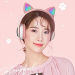 Bevielės ausinės su led , juodos