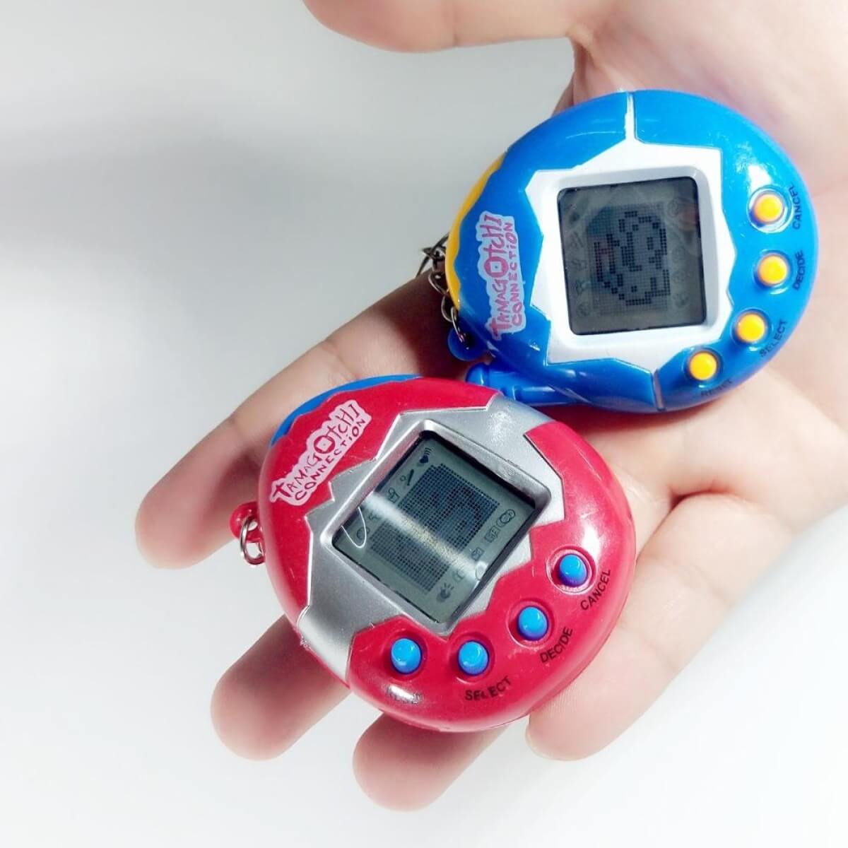 Elektroninis žaislas tamagotchi, Oranžinė