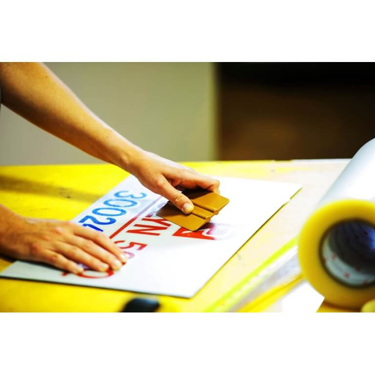 Mentelė lipdukų klijavimui brauklė, ruda