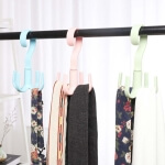 Spintos kabliukas, 4 kabliukai