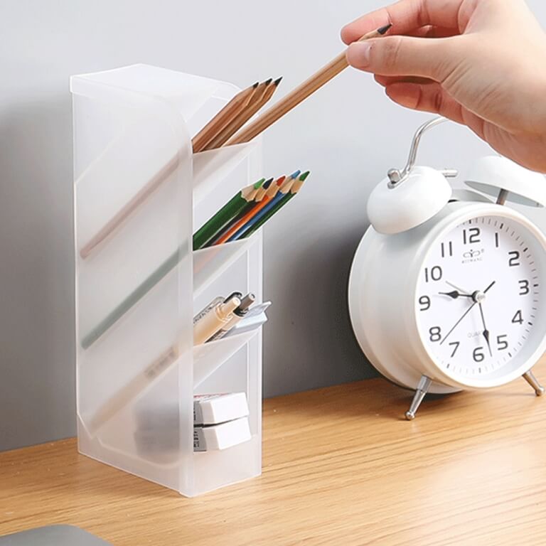 Plastikinė pieštukinė, 1 vnt.