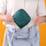 Maža kosmetinė, Diamond