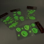 Helovino lipdukai, šviečiantis tamsoje