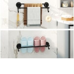 Vonios kambario rankšluosčių pakaba, Juoda