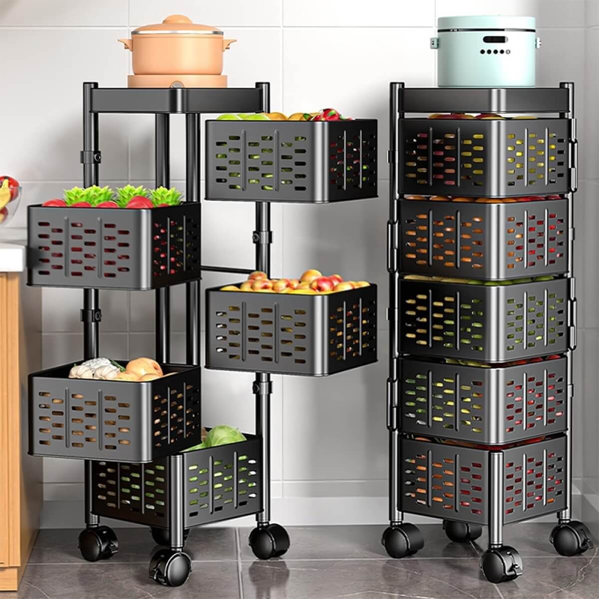 Lentyna su stalčiais ir ratukais