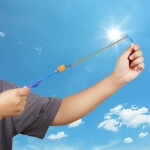 LED šviečiantis skraidantis sraigtasparnis su laidyne