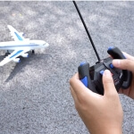 RC lėktuvas AIRLINE su nuotoliniu valdymu raudonai baltas