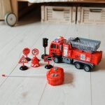 RC gaisrinė mašina 1:16 su šviesomis