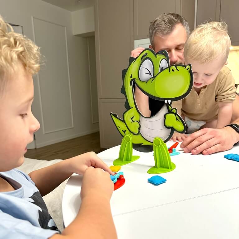 Arkadinis žaidimas Woopie Alkanas dinozauras su maišeliais 2 žaidėjams