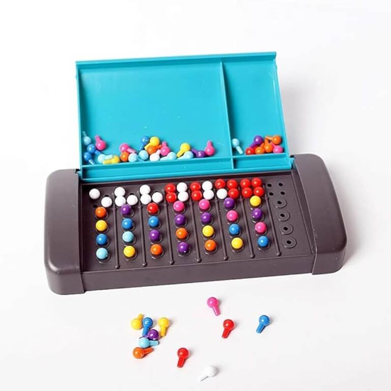 Loginis žaidimas Woopie Code Breaker kelioninis su spalvotais kaišteliais