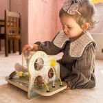 Motorinis žaislas Tooky toy Miško labirintas