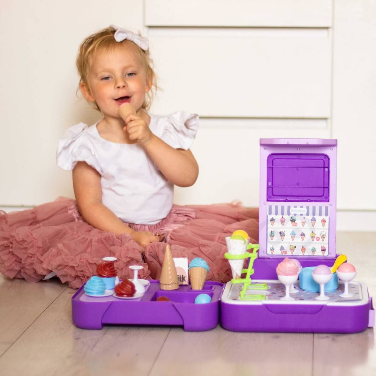 Nešiojamas lagaminas su parduotuvė, Woopie  62 vnt.