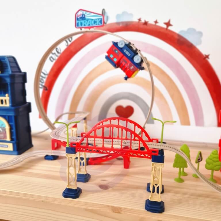 Elektrinis traukinys su trasa, Woopie  3,5 m