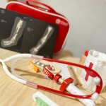 Žaislinis medinis gydytojo rinkinys krepšyje , Classic World