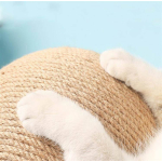 Žaislas katinui judantis sizalio kamuoliukas, 12cm