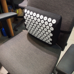 Masažinė akupresūros pagalvė, 31x30x9 cm