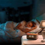 Garso kolonėlė laikrodis su įkrovikliu, 1800 mAh 5w