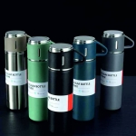 Termosas su 3 puodeliais, 500ml