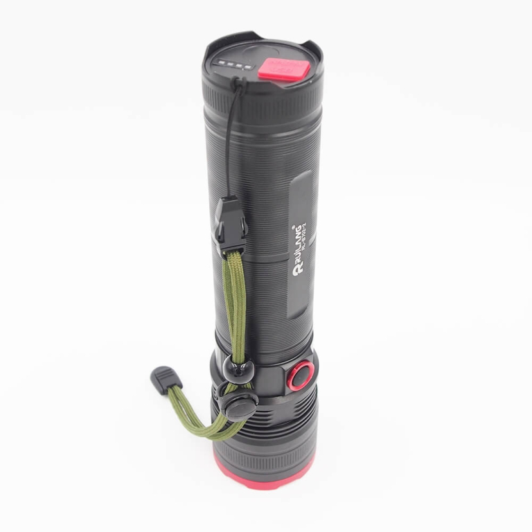 Galingas lęšinis prožektorius, 5300-6300K.